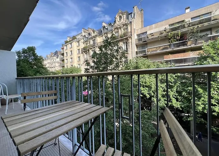아파트 Parisian Charm Close Trocadero 파리