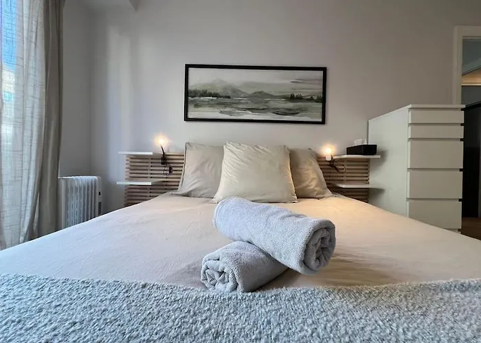 Parisian Charm Close Trocadero Apartment